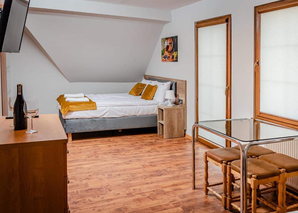 Sun & Wine Hotel Pobierowo Exterior photo